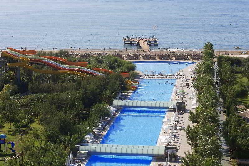 Crystal Centro Resort Antalya Exterior photo